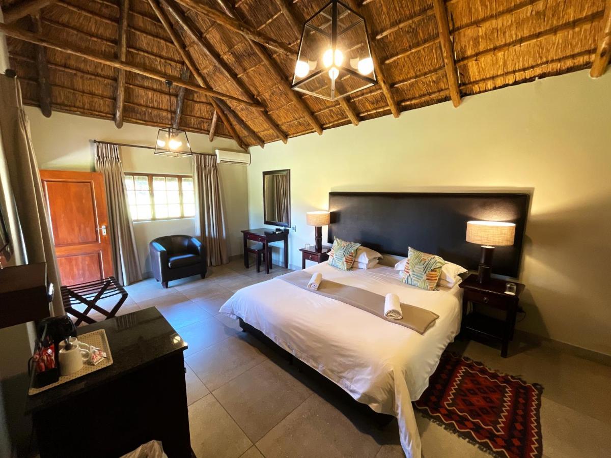 Mongena Private Game Lodge Rust de Winter 外观 照片